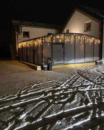 Premium Lato&zima Z Basenem Debki