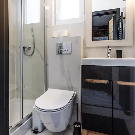 Premium Lato&zima Z Basenem