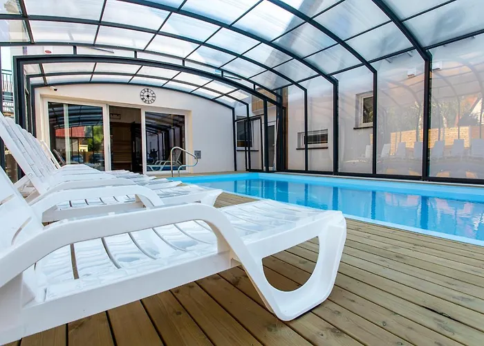 Premium Lato&zima Z Basenem